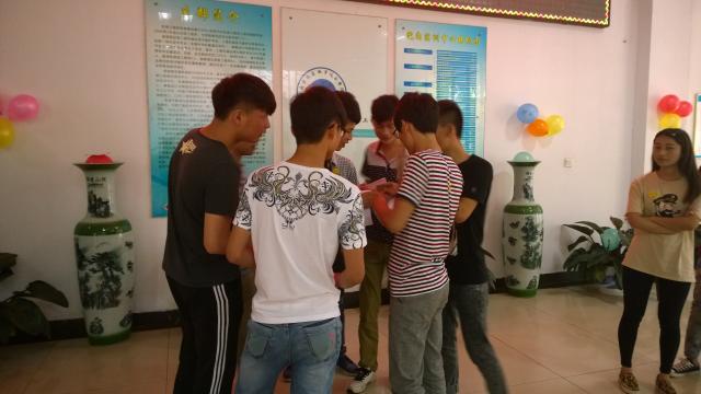 點(diǎn)擊查看原圖