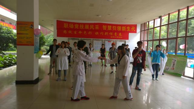 點(diǎn)擊查看原圖